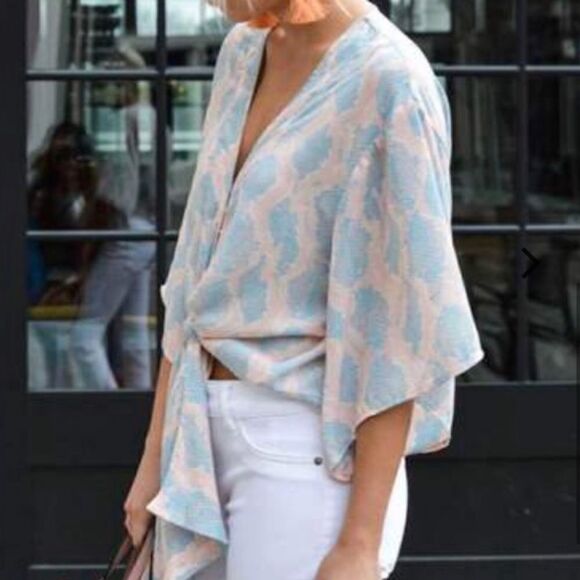 Buddy Love Muse Tie Front Top Cotton Candy - Picture 10 of 11